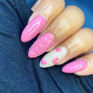 Fall in love with our enchanting Valentine’s Nail Art creations at Lakme Academy Jayanagar! 💕✨ (1)