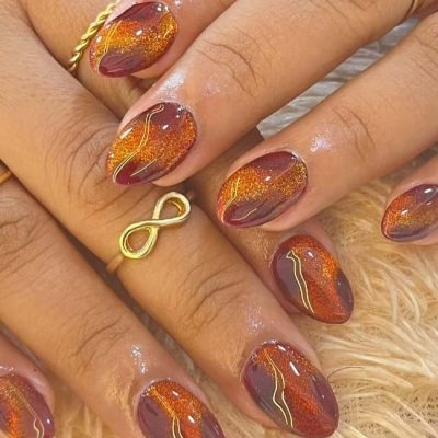 Hypnotized by the cateye glow🤌🏻✨👀#Lakme Academy is ready to take your career to greater heigh